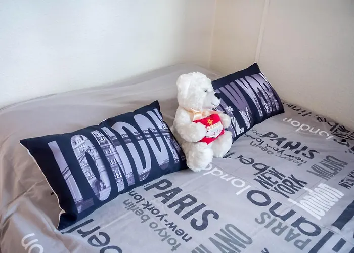 Travel Homes - The Eastside, Parking And Downtown *